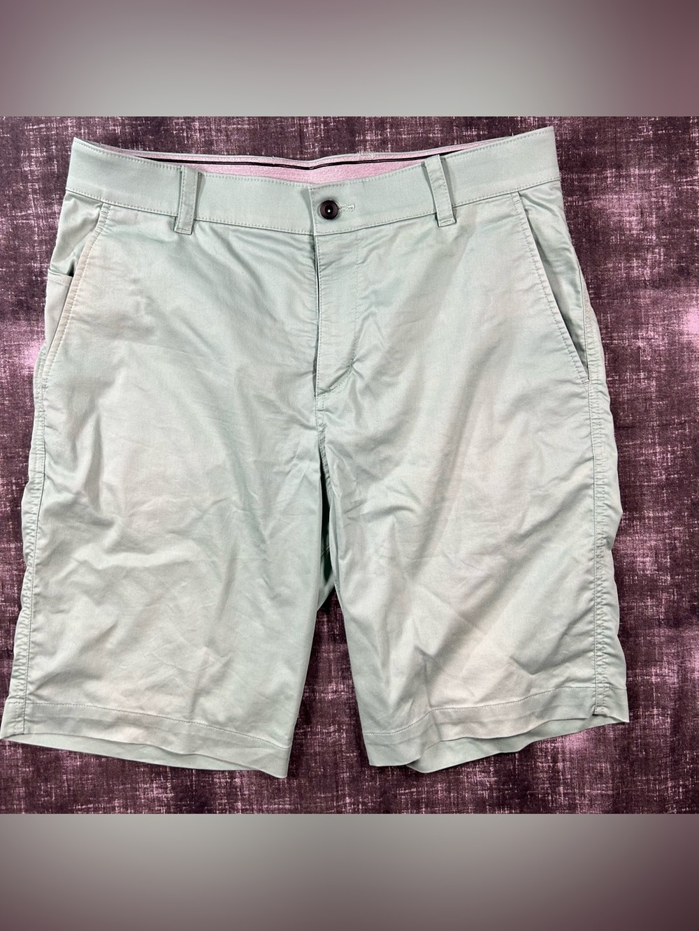 Nike Dri-Fit Shorts Mens 33x10 Sage Green Standard Fit Active Performance Chino